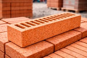 Ригельный кирпич: особенности и применение